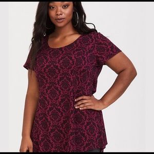 Torrid Size 5 Wine Filigree Challis Tunic